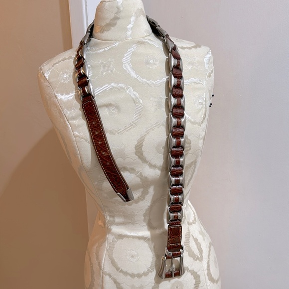 Vintage Genuine Leather Brown Unique Silvertone Embellished Woven Heavy Belt - Picture 4 of 17